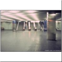 1978~xx-xx U-Bahn Karlsplatz (03600001).jpg